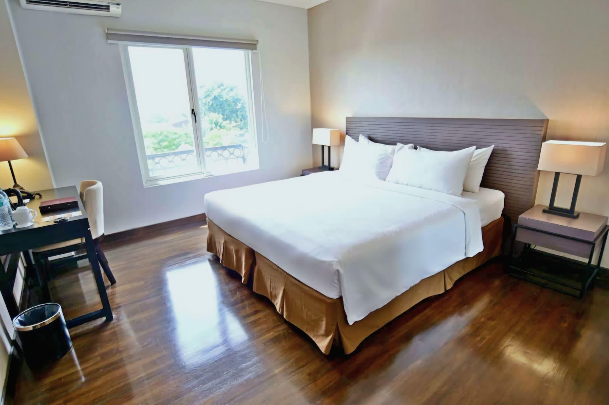 ซามาลา โฮเทล จาร์กาตา เซงคาเรง Hotel จาการ์ตา ภายนอก รูปภาพ