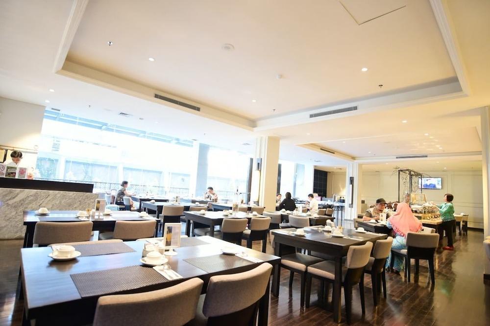 ซามาลา โฮเทล จาร์กาตา เซงคาเรง Hotel จาการ์ตา ภายนอก รูปภาพ